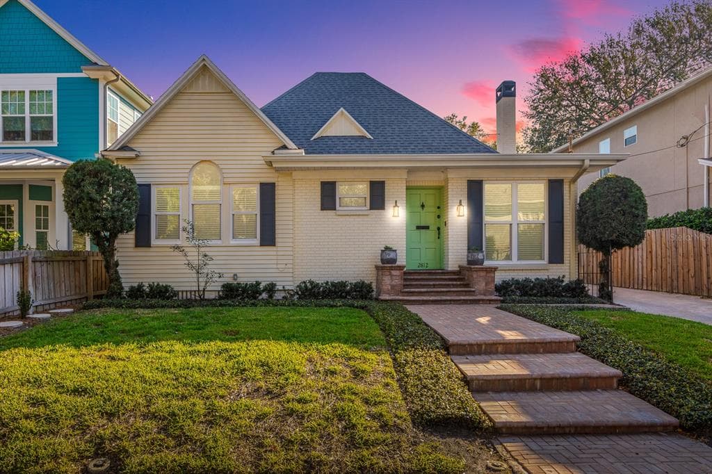 2812 W NEPTUNE STREET TAMPA, FL 33629