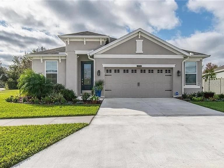 21656 PEARL CRESCENT COURT LAND O LAKES, FL 34637