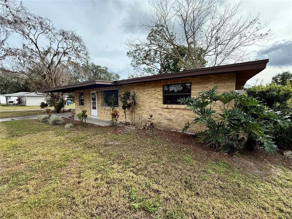122 8TH STREET SE FORT MEADE, FL 33841