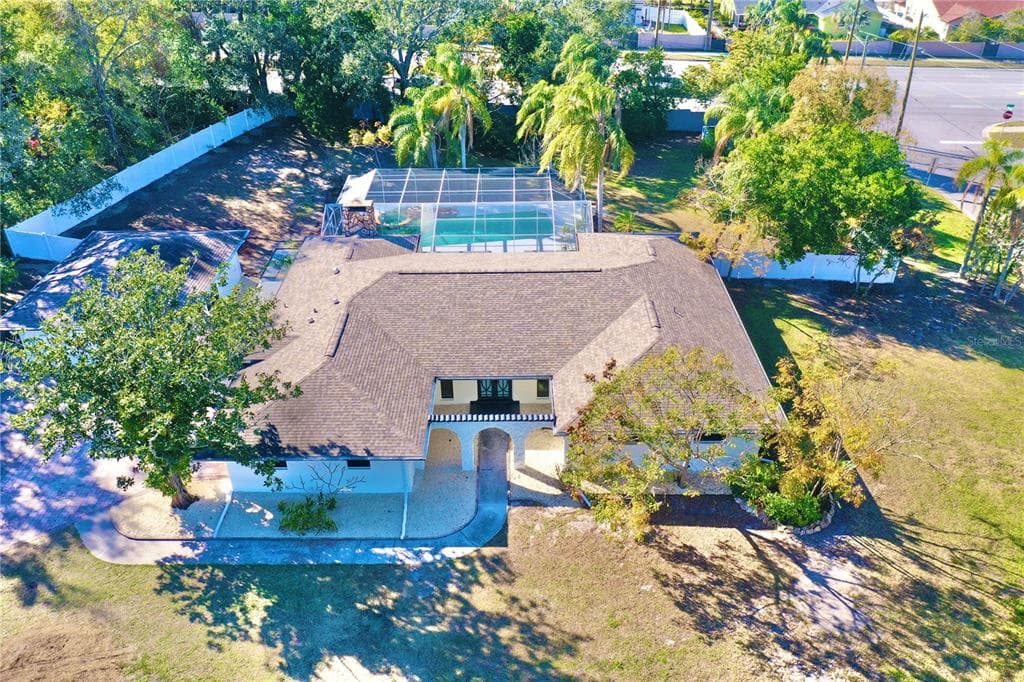 2142 HICKORY GATE DRIVE W DUNEDIN, FL 34698