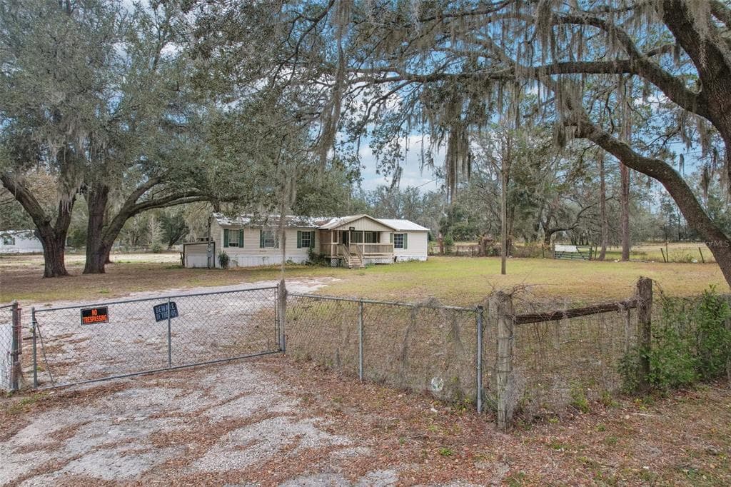 33163 CASSANDRA WAY DADE CITY, FL 33523