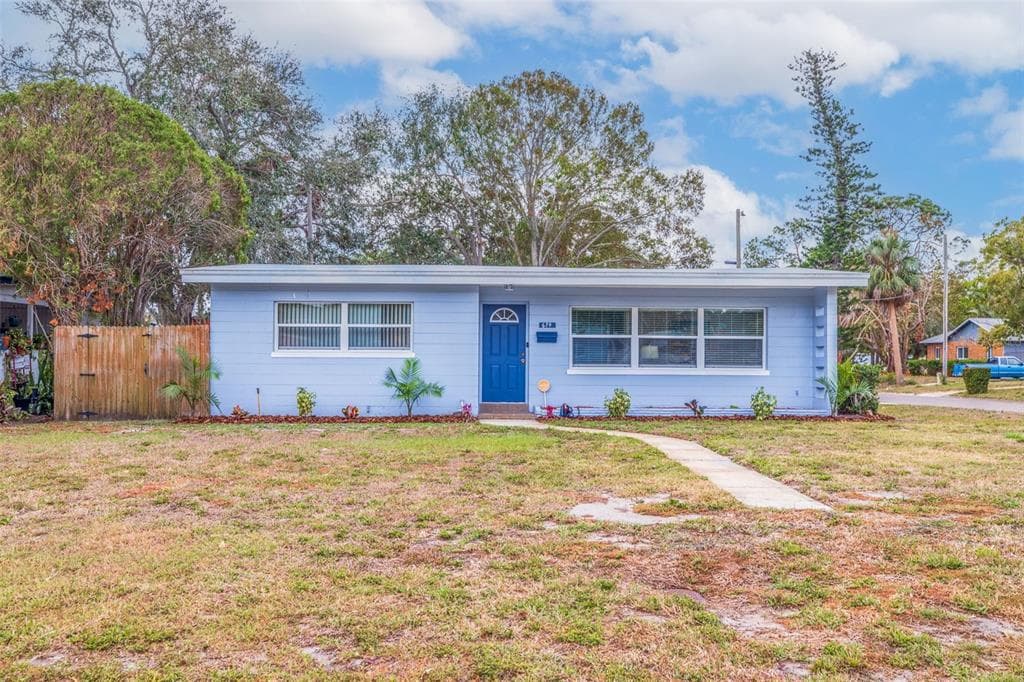 674 61ST AVENUE S ST PETERSBURG, FL 33705