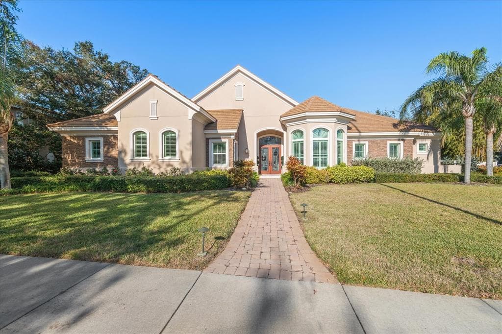 530 PONCE DE LEON BOULEVARD BELLEAIR, FL 33756