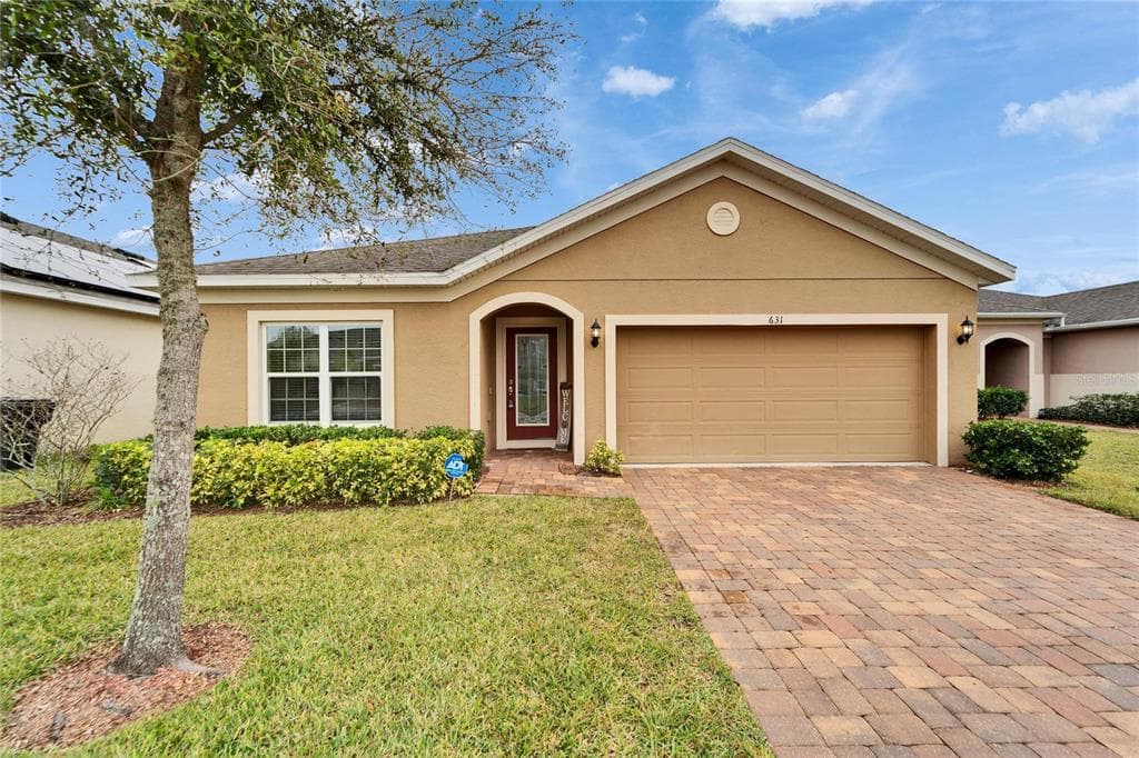 631 SAMUEL PLACE DAVENPORT, FL 33837