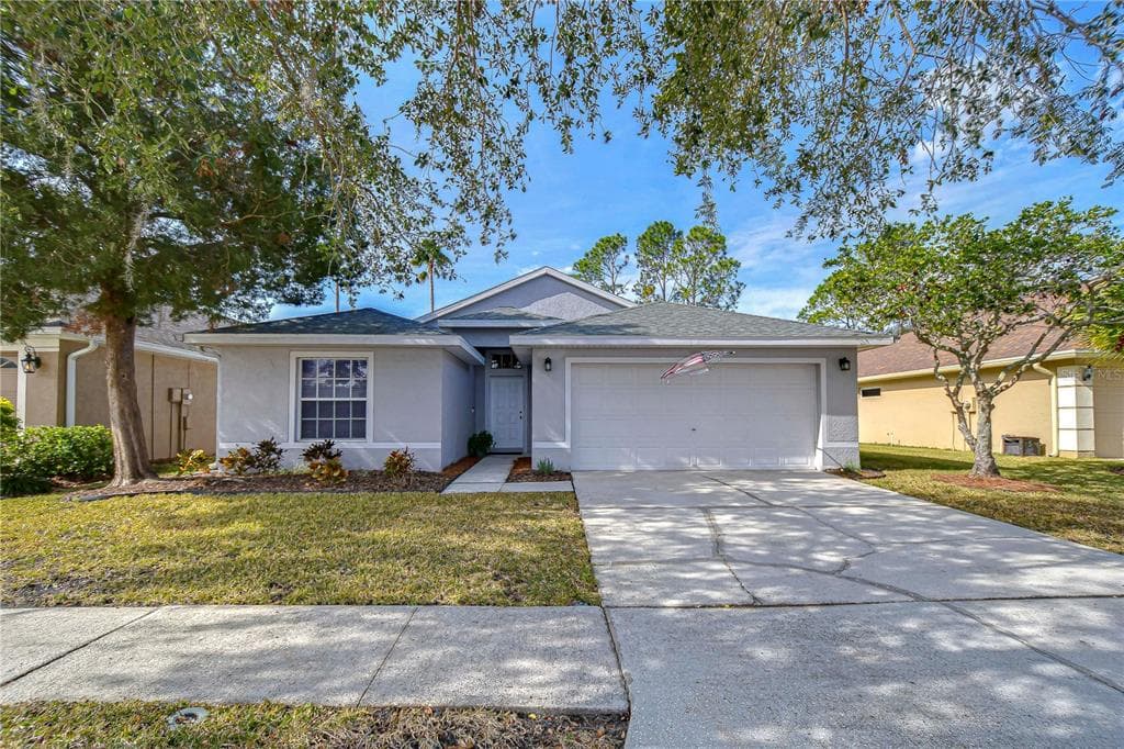 19304 GARDEN QUILT CIRCLE LUTZ, FL 33558