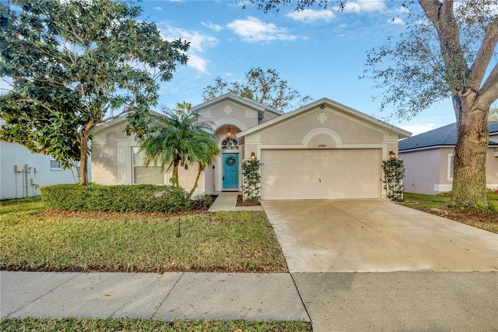 2706 BROOKVILLE DRIVE VALRICO, FL 33596