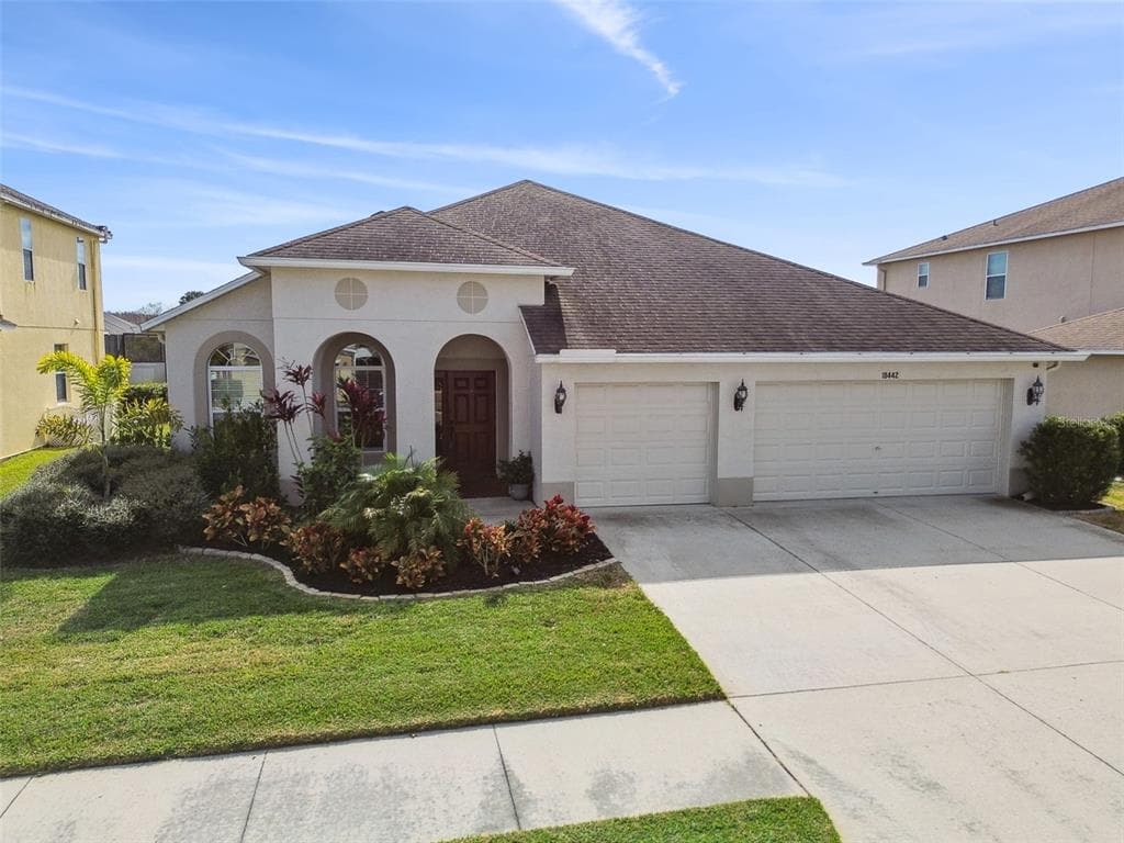 18442 NEW LONDON AVENUE LAND O LAKES, FL 34638