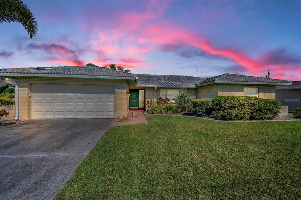 6909 13TH AVENUE N ST PETERSBURG, FL 33710