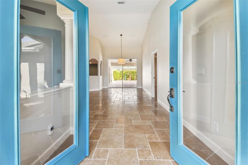 924 LANDMARK CIRCLE S TIERRA VERDE, FL 33715