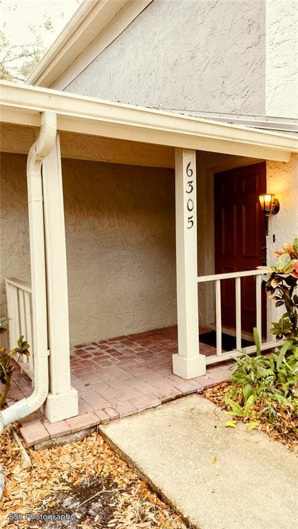 6305 TREETOP CIRCLE UNIT 6305 TEMPLE TERRACE, FL 33617