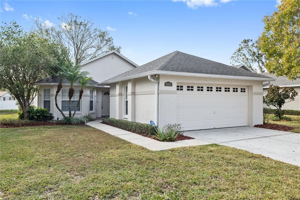 2003 ROCKY POINTE DRIVE LAKELAND, FL 33813