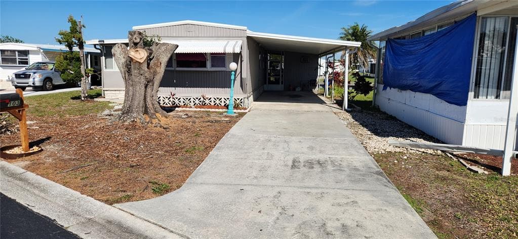 103 E SAINT LUCIA LOOP APOLLO BEACH, FL 33572
