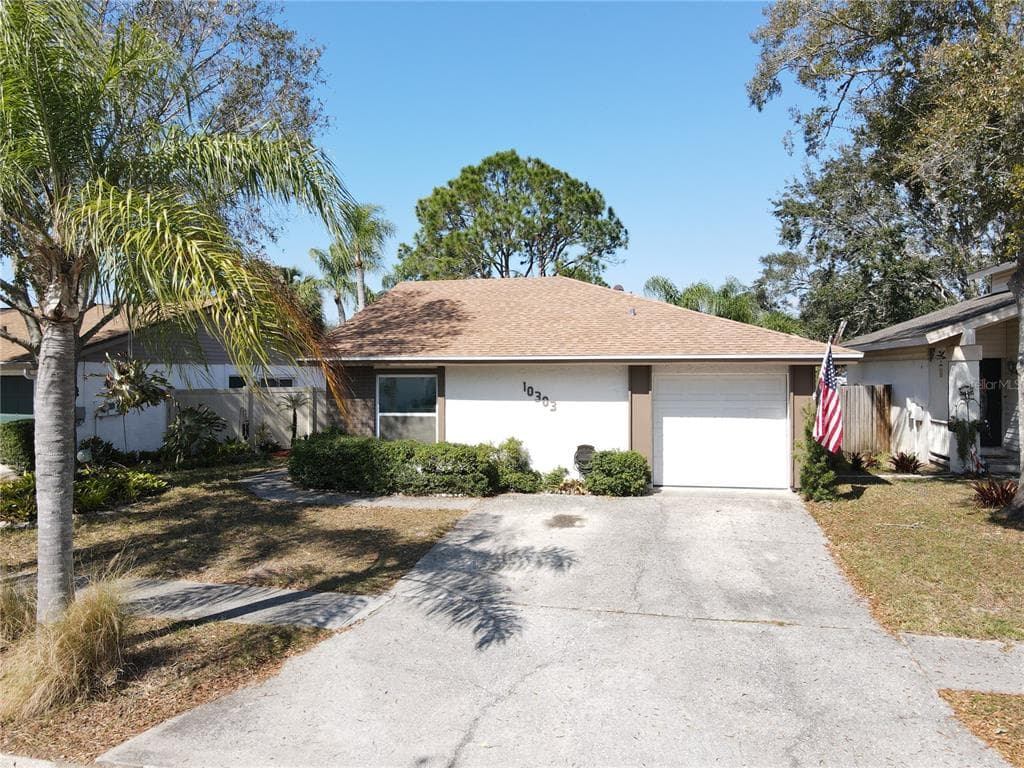 10303 CHADBOURNE DRIVE TAMPA, FL 33624