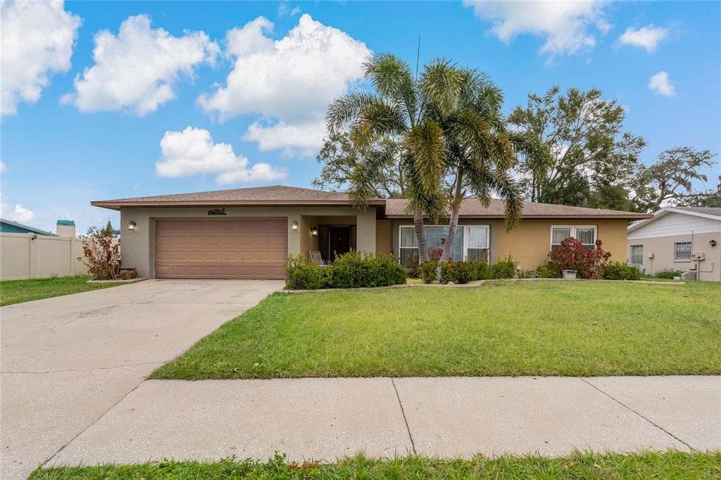 3527 YALE CIRCLE RIVERVIEW, FL 33578