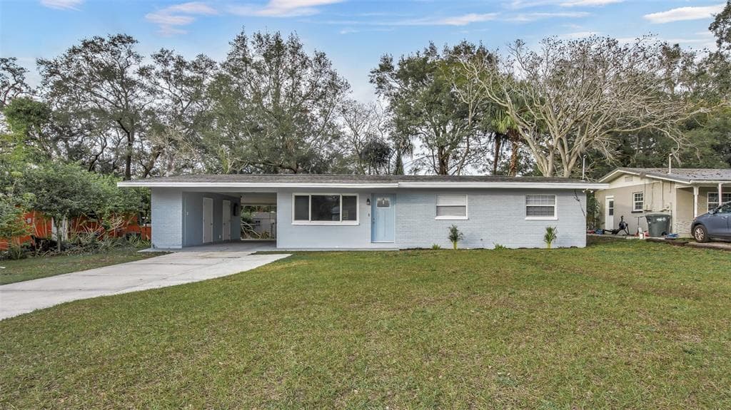 4004 E BLUFF AVENUE TAMPA, FL 33617