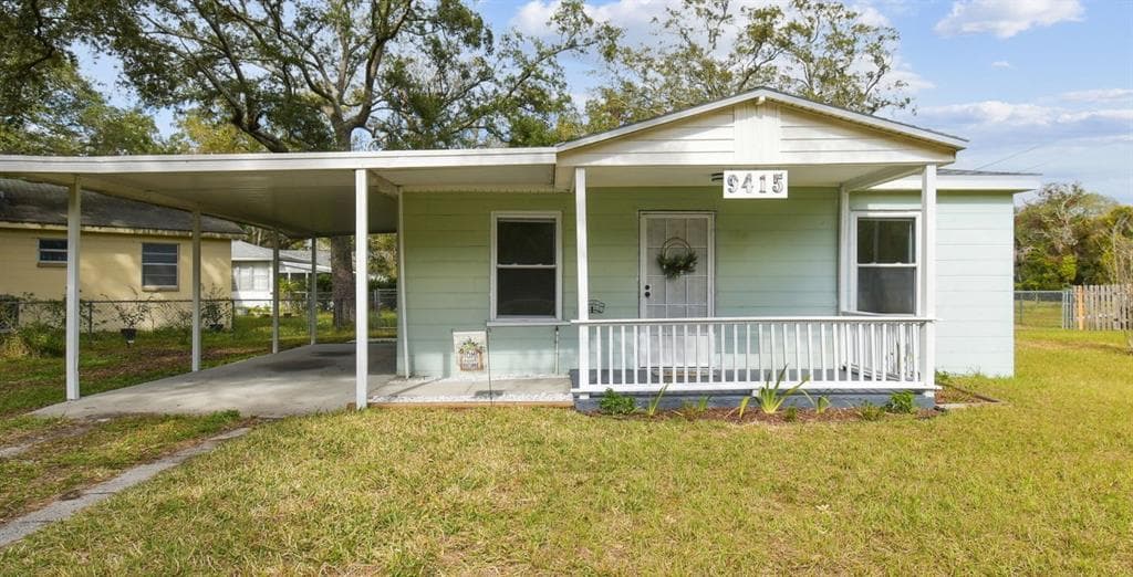 9415 FOREST HILLS DRIVE TAMPA, FL 33612