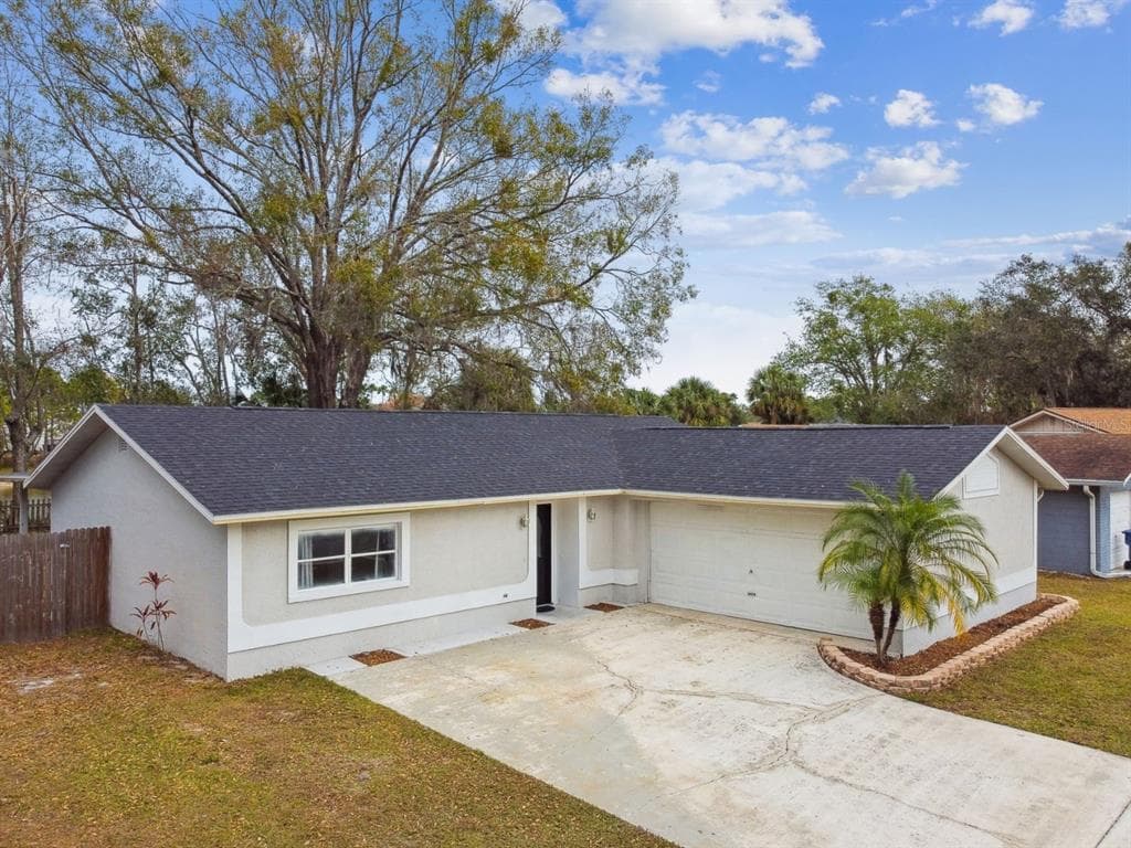 4920 STEEL DUST LANE LUTZ, FL 33559