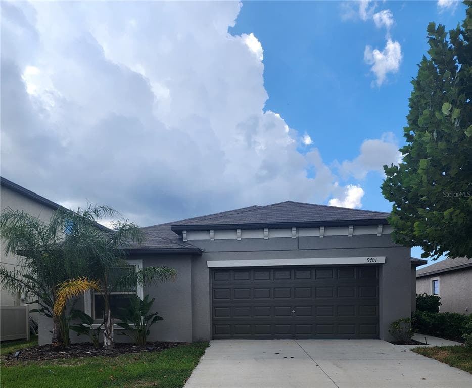 9701 LEMON DROP LOOP SUN CITY CENTER, FL 33573
