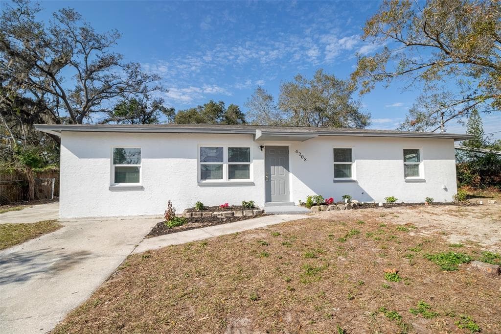4308 WALIS PLACE TAMPA, FL 33610