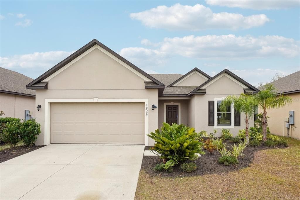 10509 MASSIMO DRIVE WIMAUMA, FL 33598