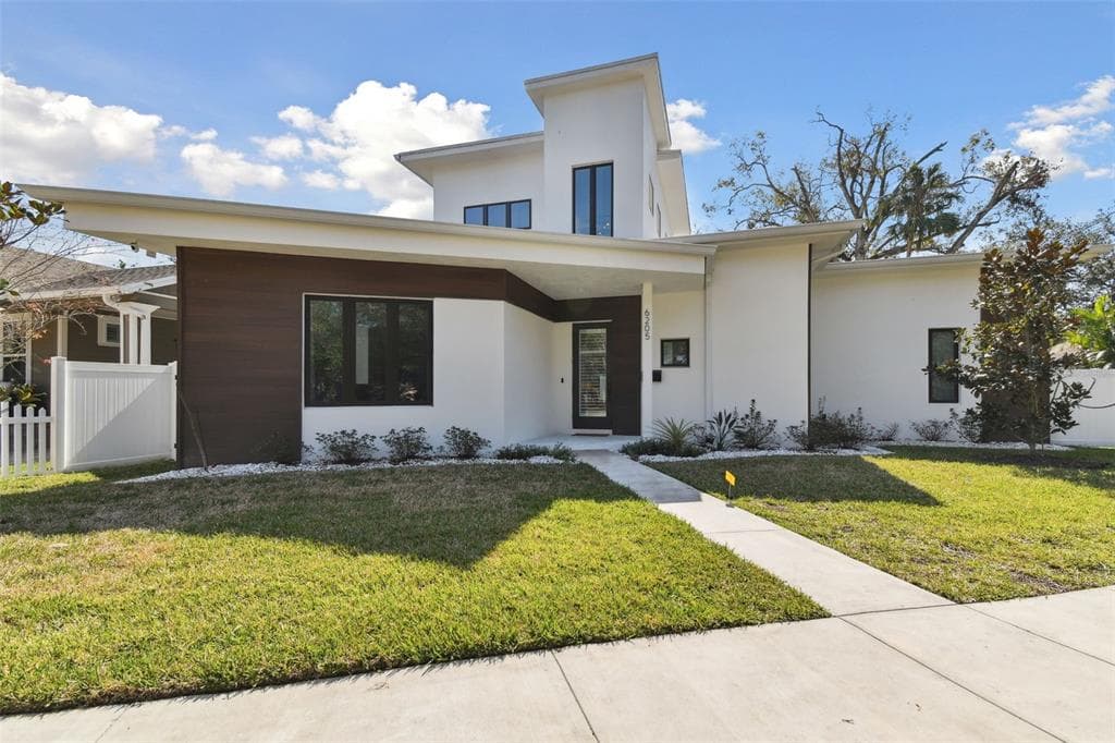 6205 RIVER TERRACE TAMPA, FL 33604