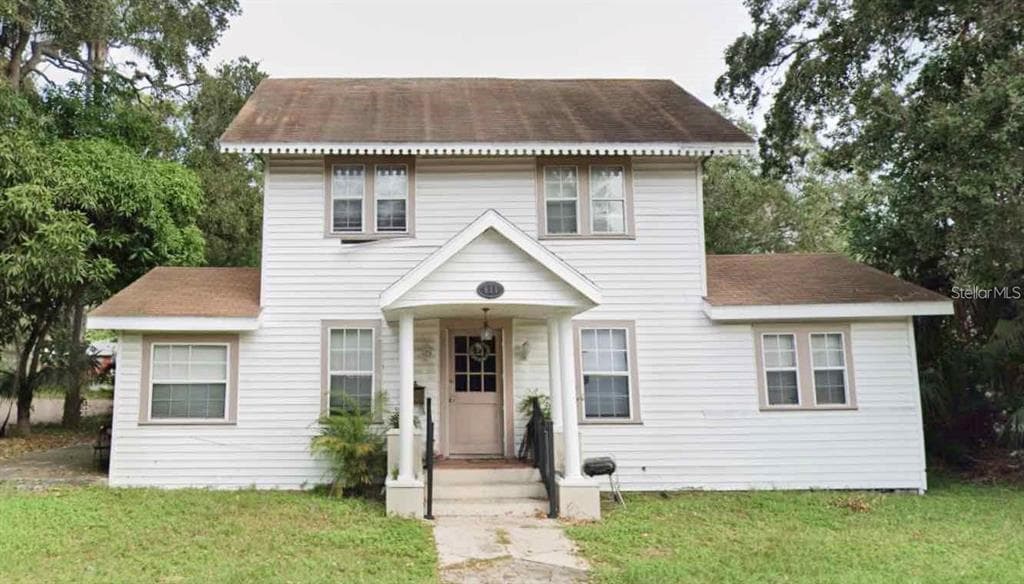 811 18TH AVENUE S ST PETERSBURG, FL 33705