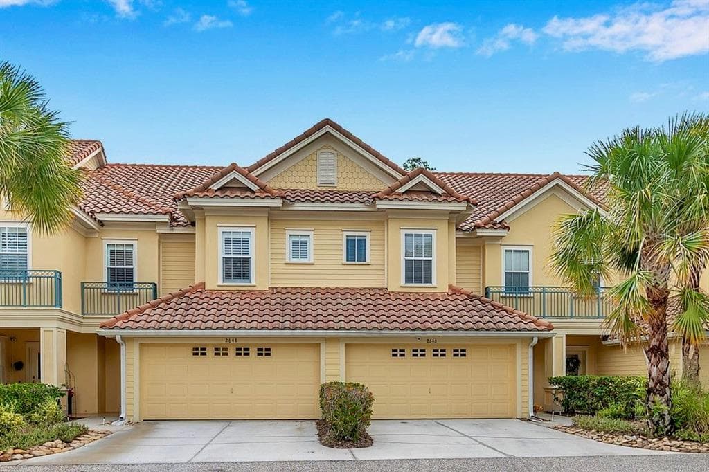2648 TANGLEWOOD TRAIL PALM HARBOR, FL 34685