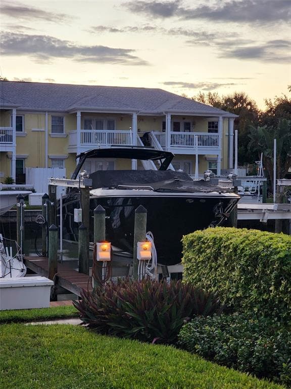 172SS COQUINA KEY DRIVE SE UNIT 172SS ST PETERSBURG, FL 33705