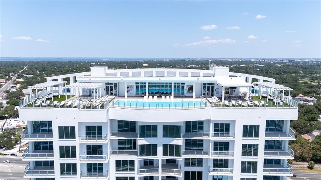 2910 W BARCELONA STREET UNIT PH-2302 TAMPA, FL 33629