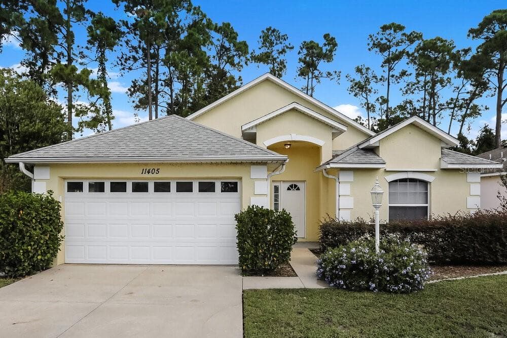 11405 LAKE DRIVE LEESBURG, FL 34788