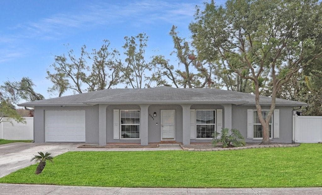 6543 SPANISH MOSS CIRCLE TAMPA, FL 33625
