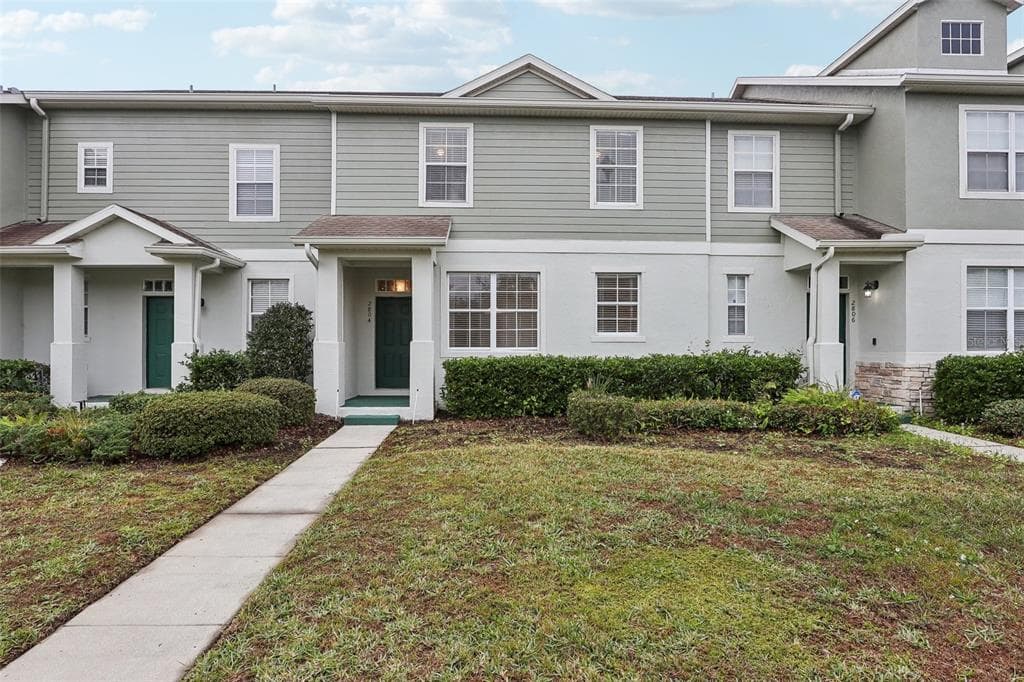 2804 GRASMERE VIEW PARKWAY KISSIMMEE, FL 34746