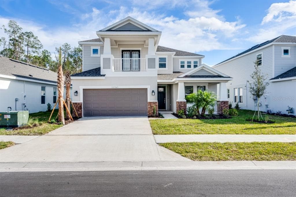 33945 LANDSMAN LOOP WESLEY CHAPEL, FL 33543