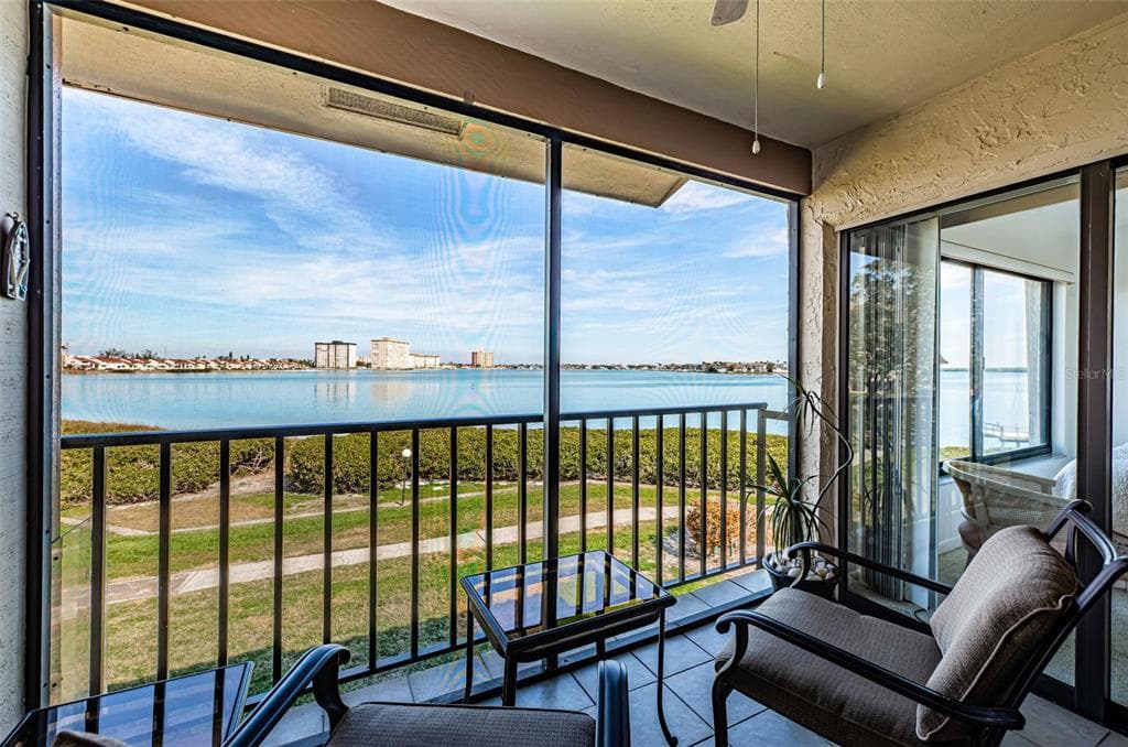 6218 PALMA DEL MAR BOULEVARD S UNIT 208 ST PETERSBURG, FL 33715