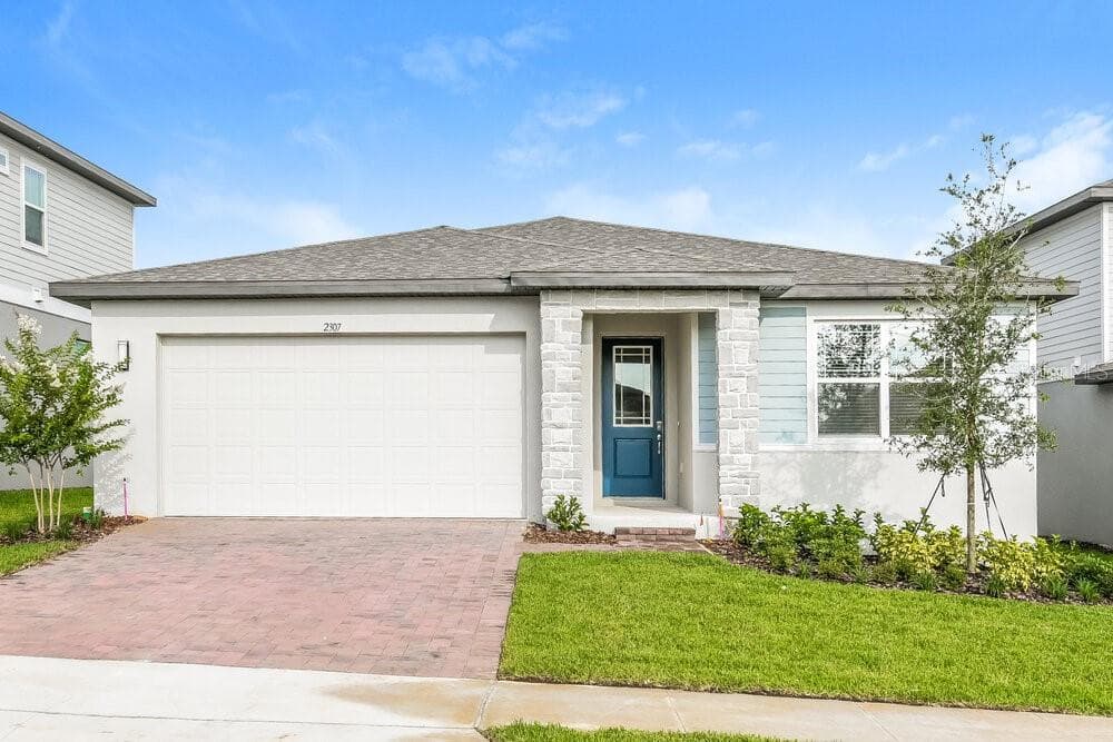 2307 RAVEN RIDGE ROAD MINNEOLA, FL 34715