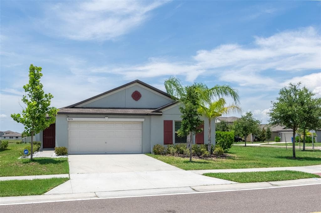 9805 LEMON DROP LOOP SUN CITY CENTER, FL 33573
