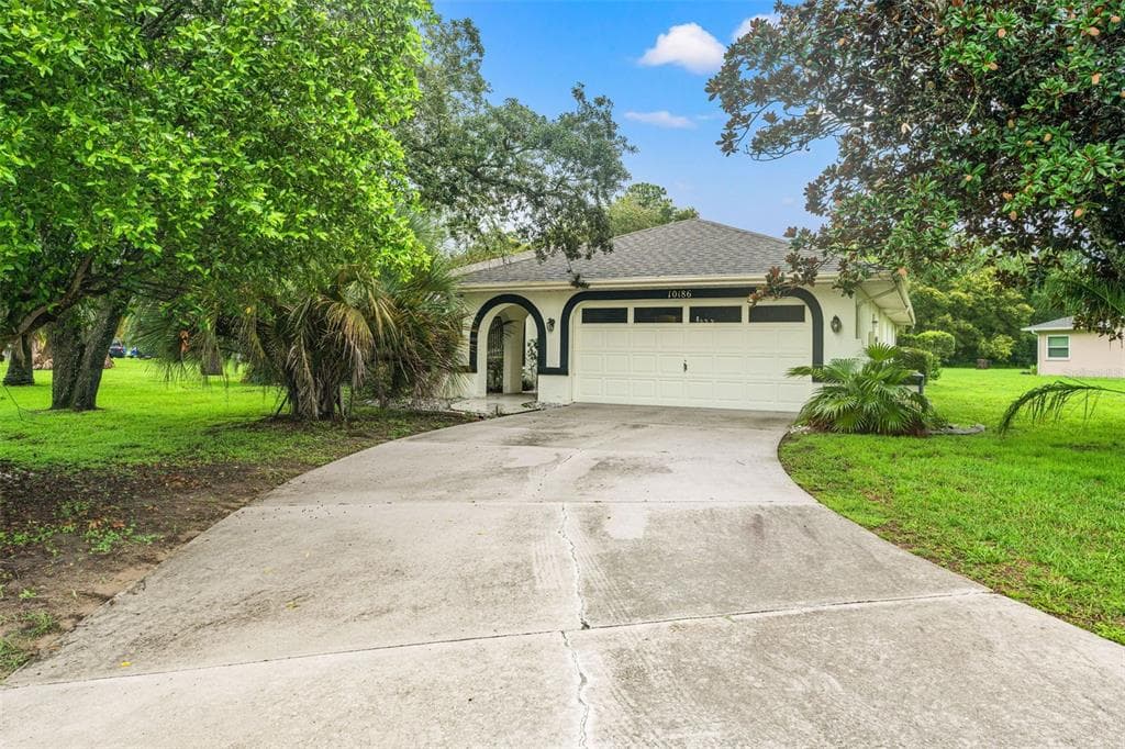 10186 SLEEPY WILLOW COURT SPRING HILL, FL 34608