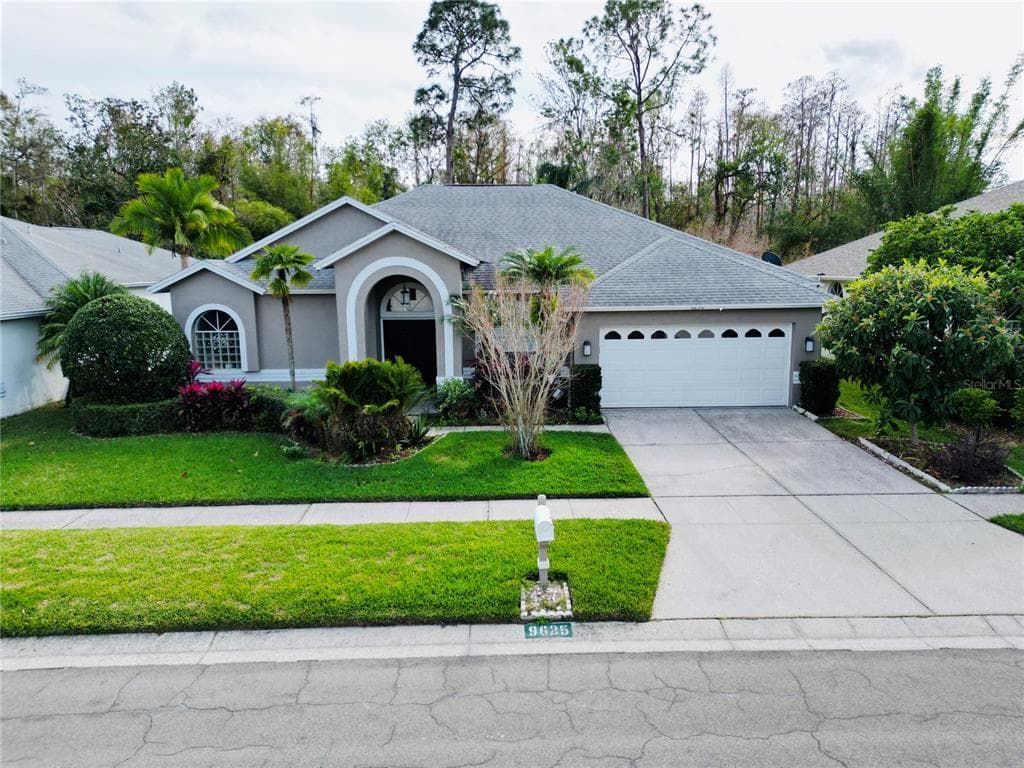9625 FOX HEARST ROAD TAMPA, FL 33647