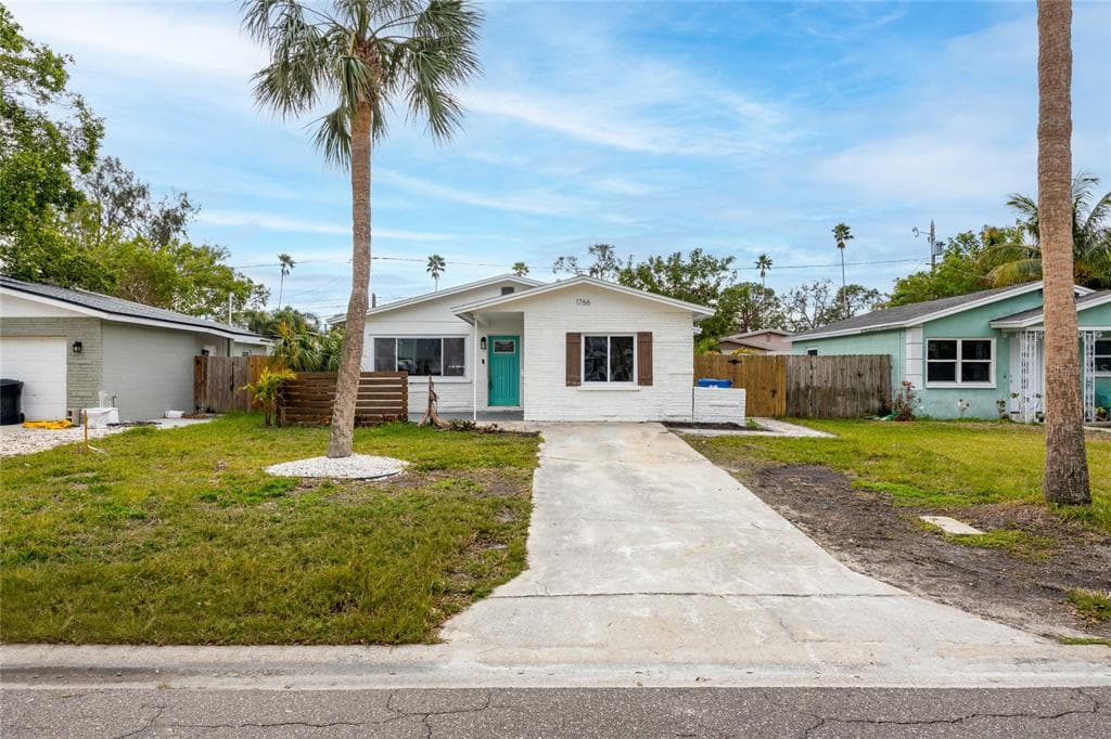 1766 MARYLAND AVENUE NE ST PETERSBURG, FL 33703