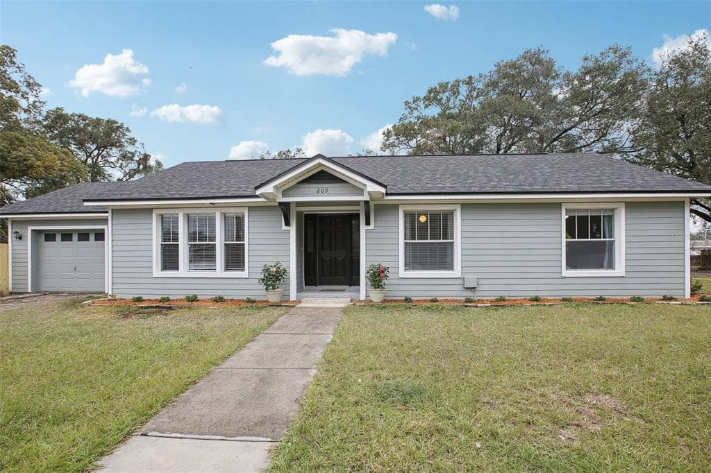 209 W HIGHLAND STREET LAKELAND, FL 33803