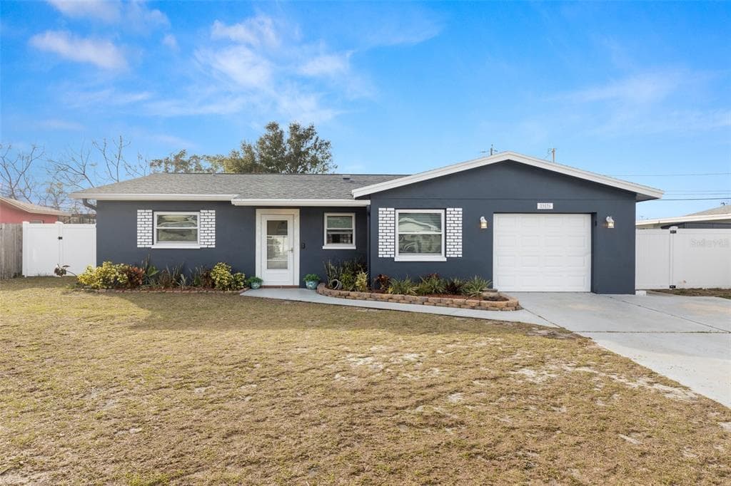 29836 69TH WAY N CLEARWATER, FL 33761