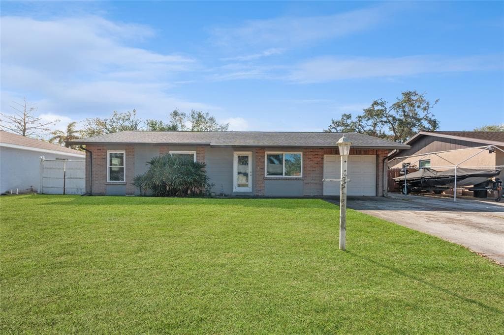 6512 2ND AVE NE BRADENTON, FL 34208