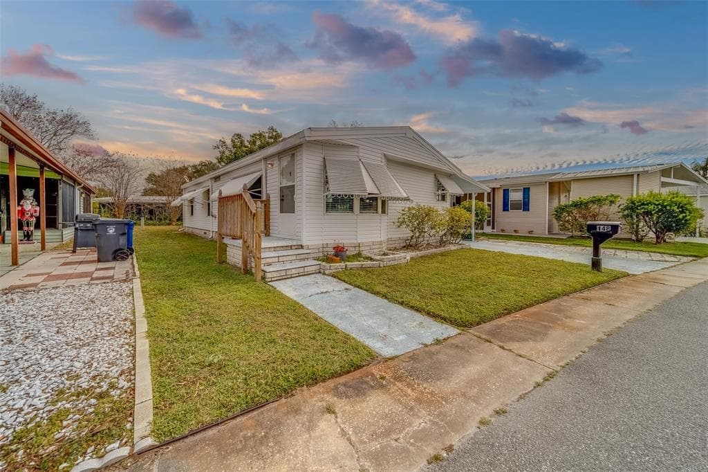 148 GULL AIRE BOULEVARD OLDSMAR, FL 34677