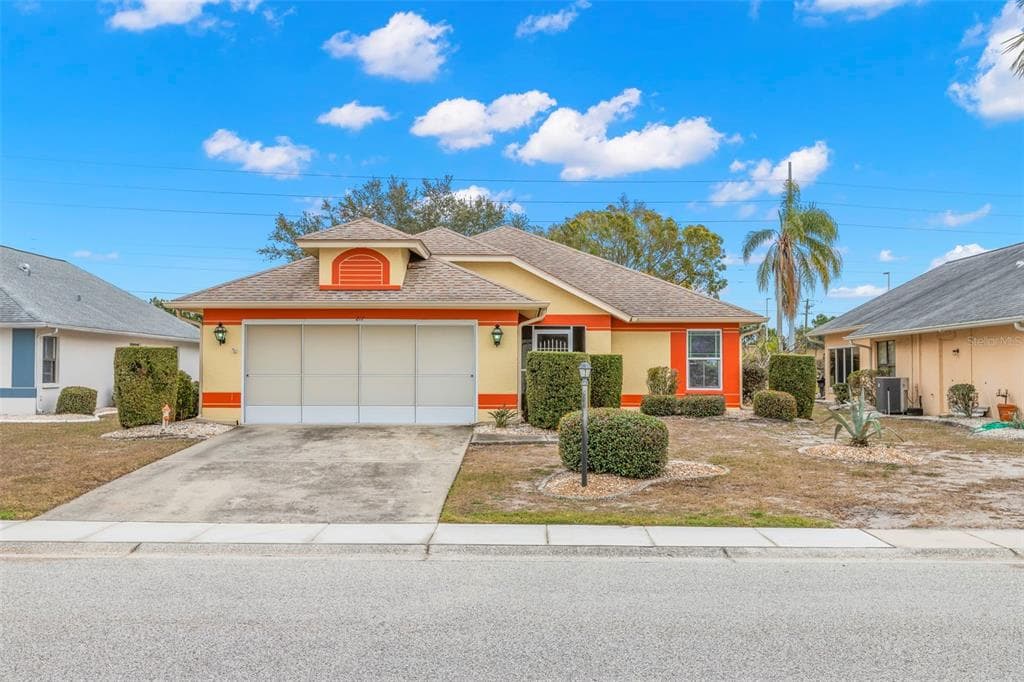 217 LINGER LANE SUN CITY CENTER, FL 33573