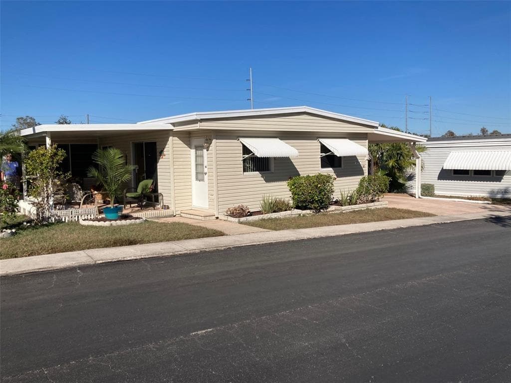 52 FRANGIPANI CIRCLE LARGO, FL 33770