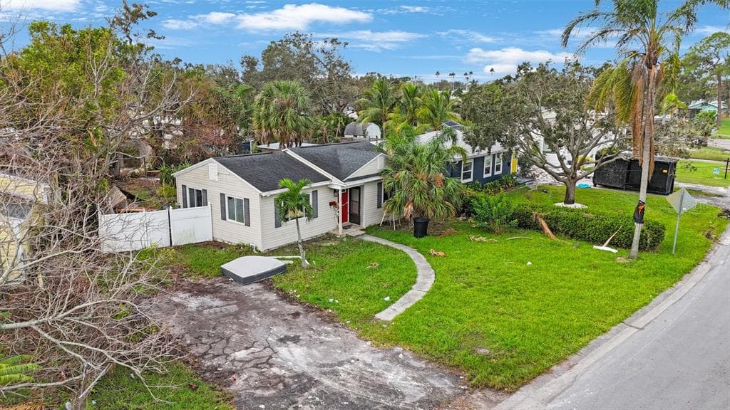 108 85TH AVENUE N ST PETERSBURG, FL 33702