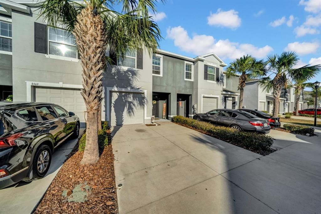8967 INDIGO TRAIL LOOP