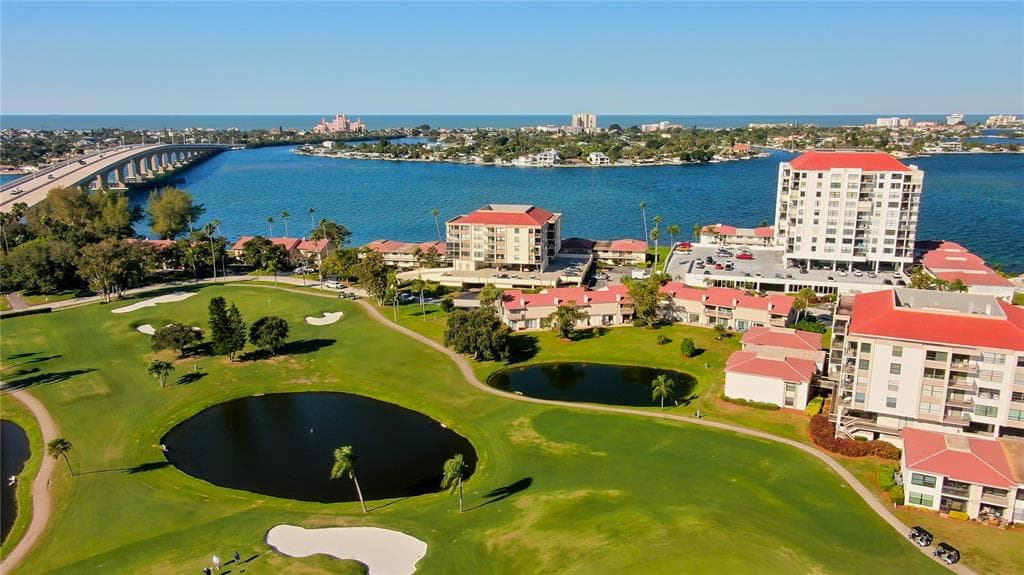 6265 SUN BOULEVARD UNIT 906