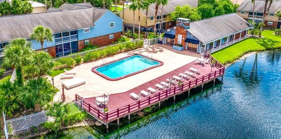 200 COUNTRY CLUB DRIVE UNIT 1008 LARGO, FL 33771