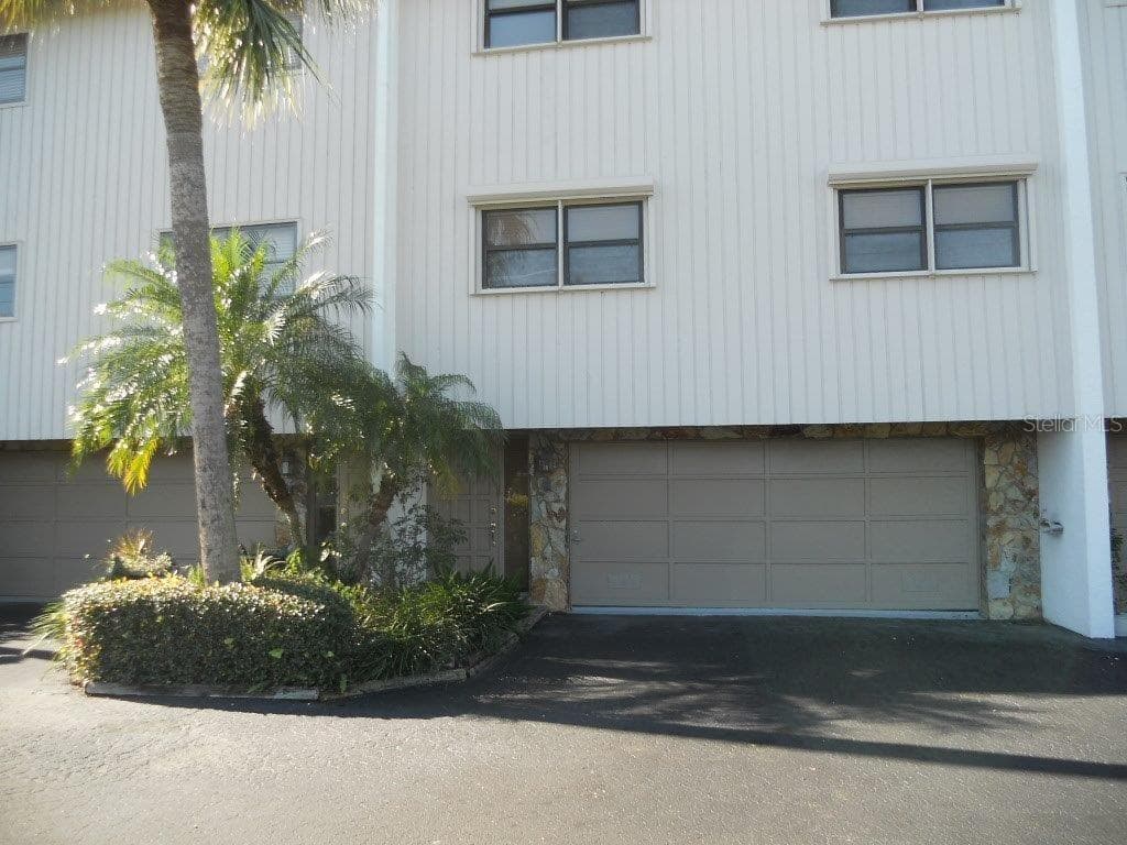 12242 2ND STREET E TREASURE ISLAND, FL 33706